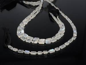 Perles carrées facettées en pierre de lune arc-en-ciel naturelle 4x7MM, perles de pierre de lune baguette chatoyantes pour la fabrication de bijoux, vente en gros - Product Image 3