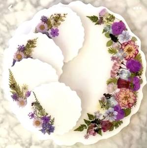 Contemporary Handmade Resin <b>Coaster</b> With Stylish Pattern Design Perfect For Modern Dining Table Setup - Product Image 6