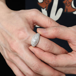 Anillo de Compromiso Unisex de Lujo en Plata S925 con Diamante Sintético Cultivado en Laboratorio de Corte Brillante, Certificado IGI, Diamante de Laboratorio Artine - Product Image 3