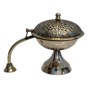 Brûleur d'encens décoratif en laiton avec poignée et couvercle gravé, pour charbon et Bakhoor, idéal pour la maison, le temple et les rituels. - Product Image 3