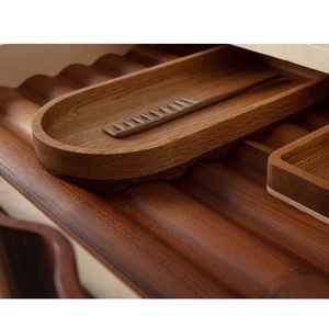 ถาดไม้เสิร์ฟแบบธรรมชาติ ดีไซน์ยาว ถาดไม้สำหรับจัดแสดงขนมและซูชิ - Product Image 4