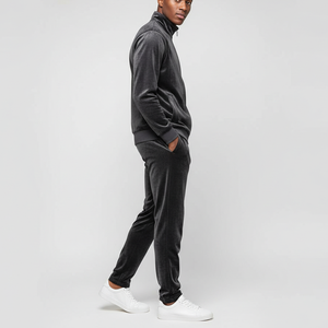 Meilleures ventes : Survêtements de jogging en velours personnalisés pour hommes, de luxe, respirants, coupe régulière, en velours chaud, couleurs personnalisées, imprimés - Product Image 3