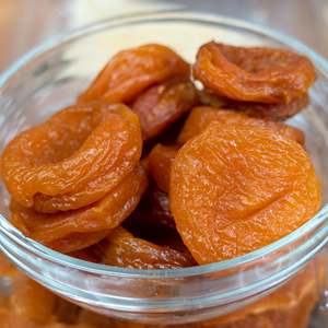 Hot Selling Organic Dried Apricots GMO <b>Sweet</b> Taste Bulk <b>Packaging</b> AD Drying Process Brine Preservation 2 Year HACCP Certified - Product Image 2