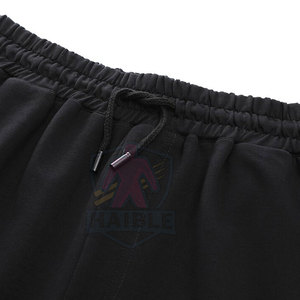 ชุดเสื้อยืดและกางเกงขาสั้นผ้าฝ้ายทรงปกติสำหรับผู้ชาย เอวยางยืด ความยาวระดับเข่า สำหรับขายออนไลน์ - Product Image 4