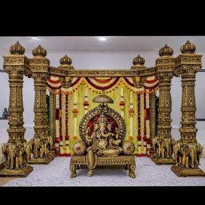 Mandap Redondo de Madera para Bodas Indias Gujarati, Decoración Moderna y Lujosa con Estatua Floral de Ganesha, EE. UU. - Product Image 4