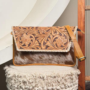 Vente en gros de grande capacité usiné à la main en cuir de vachette sac à bandoulière et à motifs floraux en cuir véritable sac à main fronde pour femmes - Product Image 5