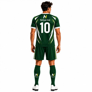 Fabricant OEM/ODM sur mesure, ensemble d'uniformes de football pour hommes, vert et blanc, sublimé, respirant, 100% polyester, manches courtes, taille adulte standard - Product Image 2