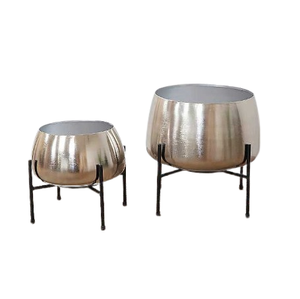 Pot de fleurs décoratif pour balcon, véranda, salon, finition argentée, jardinière décorative de taille moyenne en métal avec support - Product Image 1