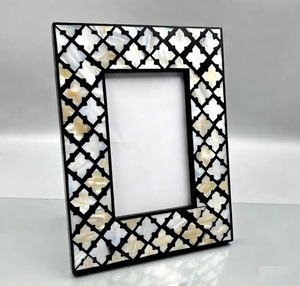 Hot Selling Crafted Treasures Eco-Friendly Resin Photo <b>Frame</b> Wood Stripes Design Durable Home Decor for Office Tabletop Use - Product Image 6