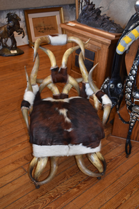 Fauteuil d'appoint sculpté en corne de buffle, meuble décoratif en bois vintage fait main de NEHA ENTERPRISES - Product Image 6