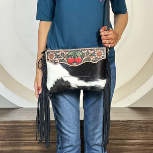 กระเป๋าถือสะพายข้างสไตล์โบฮีเมียนแบบ OEM ODM สำหรับสุภาพสตรี ทำด้วยมือจากหนังวัวแท้ ลายเชอร์รี่ กระเป๋าถือแบบบูติก - Product Image 4