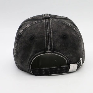 Gorra de béisbol negra de mezclilla con letras de diamantes de imitación y escorpión bordado, ajustable, estilo urbano unisex, base de malla negra - Product Image 2