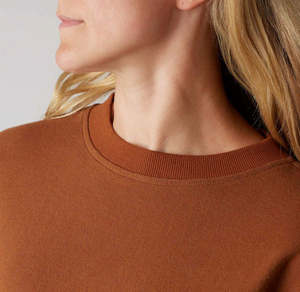 Sudadera de Doble Punto para Mujer - Suave, Cómoda y Perfecta para Uso Casual y para Usar en Capas Durante Otoño e Invierno - Product Image 4