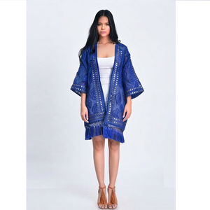 Kimono court pour femme, broderie bohème, franges, tenue de plage, couvre-bikini, vêtement de détente et de soirée, shrug - Product Image 1