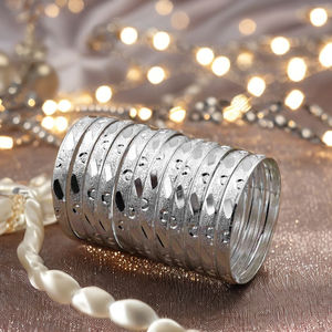 กำไลข้อมือทองเหลืองชุบเงินสำหรับผู้หญิงขายส่ง - แบบดั้งเดิมและขนาดที่กำหนดเองได้ สำหรับงานปาร์ตี้ - Product Image 2