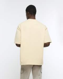 Camiseta de hombre 220 GSM, extragrande, 100% algodón, manga corta, cuello redondo, sencilla, holgada, cómoda, con logo bordado. - Product Image 4