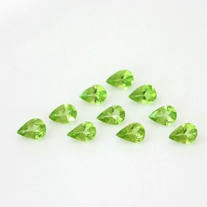 Piedras sueltas de peridoto natural con corte de pera de 4x6 mm, piedras semipreciosas verdes para la fabricación de joyas, precio al por mayor. - Product Image 3