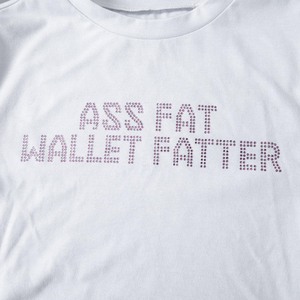Top Corto Blanco para Mujer con Estampado 'Ass Fat Wallet Fatter', Manga Corta, Cuello Redondo, Estilo Y2K, 100% Algodón Jersey - Product Image 5