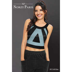 Top Rojo Casual Sin Mangas con Bloques de Color para Mujer de Fabzone, de la India - Product Image 1