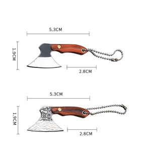 Décapsuleur porte-clés en acier inoxydable écologique avec manche en bois, forme irrégulière, durable, style classique, en métal moulé forgé à la main - Product Image 2