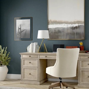 Lámpara de Mesa Apex Frame con Base Geométrica de Hierro Dorado y Pantalla de Tela Premium, Iluminación Ambiental Cálida para Interiores Modernos - Product Image 3
