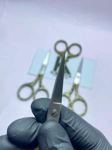 Ciseaux à cuticules professionnels en acier inoxydable de qualité supérieure, lame incurvée, tranchants et durables, outil de manucure et de pédicure pour femmes et hommes - Product Image 3