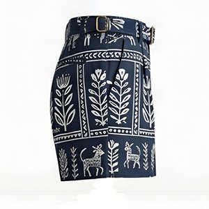 Shorts de bain professionnels anti-UV pour femmes, pour la plage et l'été, en tissu respirant mélange polyester et élasthanne. - Product Image 5