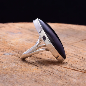 แหวนทำมือจากหินออนิกซ์สีดำ แหวนเงินประดับพลอยออนิกซ์ธรรมชาติ เครื่องประดับดีไซน์โดดเด่น - Product Image 4