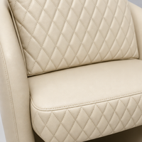 Fauteuil de bain à dossier incurvé matelassé effet diamant, siège lounge rembourré crème, mobilier de salon moderne pour studio de beauté