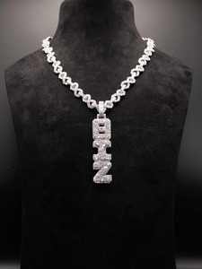 จี้เงินแท้ 925 ประดับมอสซาไนต์ ดีไซน์เก๋ไก๋ ชุบทองคำขาวโรสโกลด์ ตัวอักษรแนวตั้ง สไตล์ฮิปฮอป  งานสั่งทำพิเศษ - Product Image 3