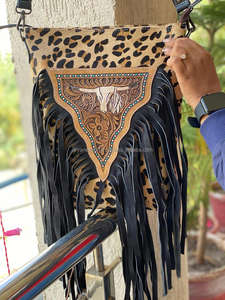 Nuevo superventas cuero mecanizado a mano mujeres occidentales bandolera monedero pelo en piel de vaca flecos ocultar llevar bolso Buck Stitch monedero - Product Image 2