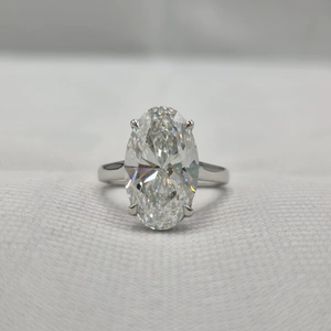 Anillo de Platino con Diamantes Elegante para Mujer con Acabado Premium y Aspecto Sofisticado, Ideal para Joyería de Boda, Regalo de Aniversario - Product Image 1