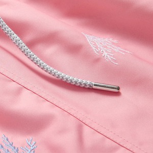 Short de bain mi-long pour homme rose à motif végétal brodé, séchage rapide, taille élastique, avec poche - Product Image 6