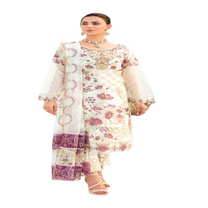 Ramsha ofrece excelentes precios en ropa de boda para fiesta de mujeres pakistaníes indias con bordado pesado, trajes de vestir, ropa de tela para niñas - Product Image 1