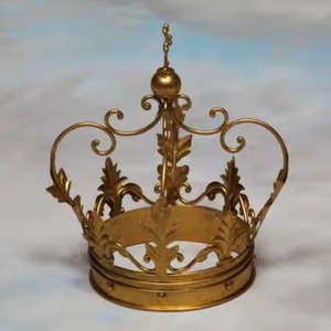 Corona Navideña Metálica de Lujo para Decoración de Pared en Eventos Navideños - Product Image 2