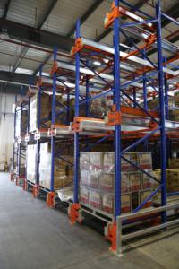 Sistema de estanterías de transporte por radio para almacenamiento en frío, soluciones de automatización y logística para almacenamiento de palets en almacenes de alta resistencia - Product Image 3