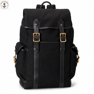 Sac à dos à rabat en toile noire avec boucles en laiton et poches latérales |   Sac à dos de style vintage avec poignée supérieure arrondie et sangles avant - Product Image 1