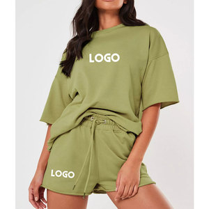 บริการ OEM เสื้อยืดโอเวอร์ไซส์สำหรับผู้หญิง พิมพ์โลโก้ได้ตามต้องการ ชุดเซ็ตฤดูร้อน สีพื้น ชุดลำลองทรงหลวม ชุดออกกำลังกาย เข้าชุดกับกางเกงขาสั้น - Product Image 3