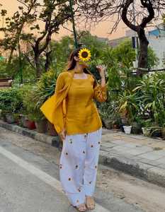Kurta de Algodón Romano Informal para Fiestas de Verano con Bordado de Algodón Cambrico, Farshi Salwar y Dupatta de Algodón Mal - Product Image 2
