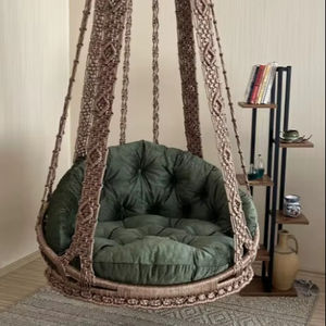 Silla Colgante de Macramé Hecha a Mano: Decoración Boho para Colgar - Product Image 1