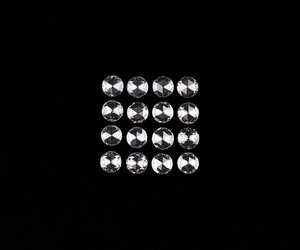 OM GEMS - Anillo Solitario con Diamante Cultivado en Laboratorio IGI de 4.0 mm, Corte Redondo Rosa, Color D, Claridad VVS1, Perforado con Láser - Product Image 1