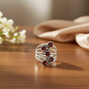 แหวนแฟชั่นพลอยโกเมน 4.9 กรัม - Product Image 3