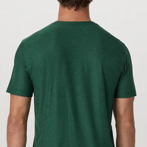 เสื้อยืดผู้ชายสีเขียวล้วน คอกลม แขนสั้น ทรงปกติ ผ้าคอตตอนเจอร์ซีย์ ระบายอากาศได้ดี พิมพ์ลายโลโก้ด้านหน้า สินค้ามาใหม่ - Product Image 6