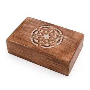 Boîte de rangement en bois artisanale, sculptée à la main avec un motif géométrique, boîte à bijoux, coffret à souvenirs, boîte décorative, boîte d'organisation - Product Image 3
