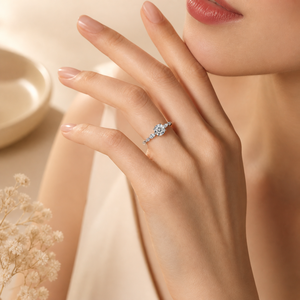 Anillo de Compromiso con Banda Trenzada y Diamante Moissanite de Corte Redondo de 2 CTW en Oro Blanco |   Elegante Anillo de Compromiso Solitario para Mujer - Product Image 5