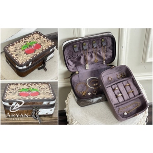 Wholesale Luxurious Hand Tooled Cowhide Leather <b>Mini</b> Rectangle Velvet Jewelry <b>Storage</b> <b>Box</b> Travel Jeweler Case for Rings Necklace - Product Image 1