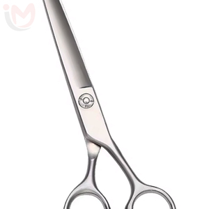 Kit de Corte de Cabello para Hombre IMANS ENTERPRISES, Tijeras de Peluquería de Acero Inoxidable de 6 Pulgadas con Punta Redonda para Diestros, Incluye Bolsa de Cuero - Product Image 4