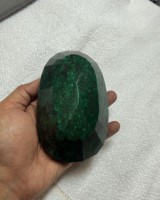 Opale ovale chauffée de laboratoire, taillée à facettes, verte, avec jeu de couleurs et effet de feu, 5000 carats, pour la décoration d'ongles