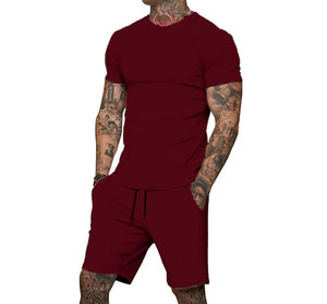 Ensemble décontracté d'été pour homme en coton rouge uni, t-shirt à col rond et short à cordon de serrage, respirant, tricoté, léger, à manches courtes - Product Image 4