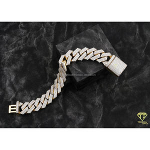 Pulsera Cubana Unisex de Moissanita y Diamantes en Plata de Ley 925 con Eslabones Anchos con Incrustaciones y Cierre de Caja de Lujo, Diseño Hip Hop - Product Image 2